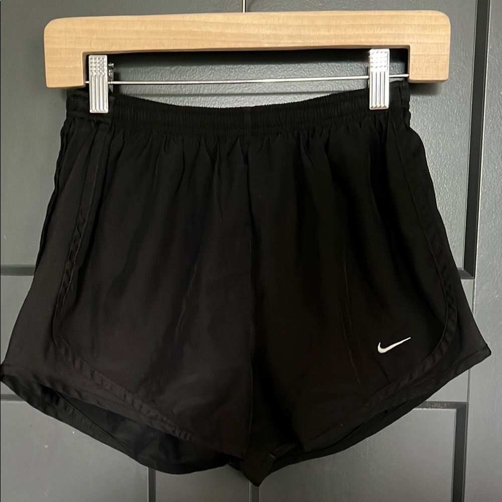 Black Nike tempo running shorts